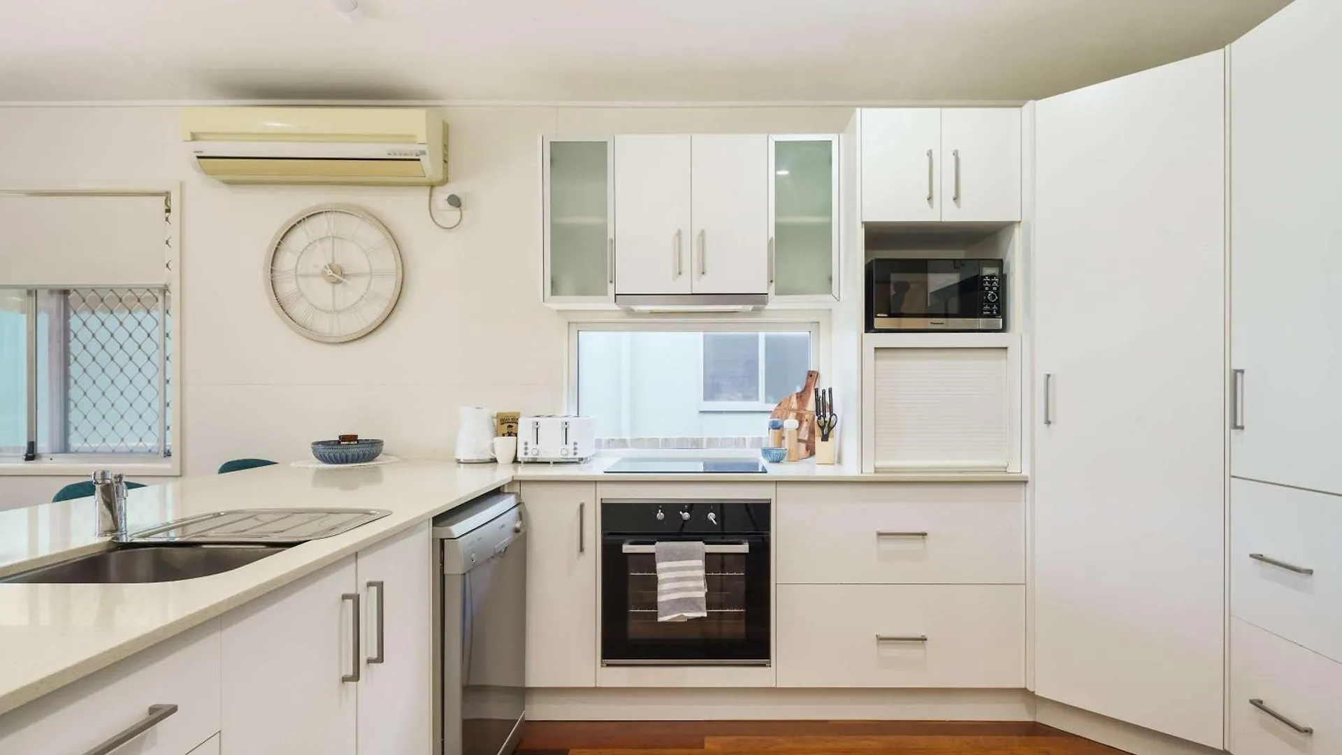 Дом отдыха Moffat Beach Magic Family And Pet Friendly Oasis Калаундра